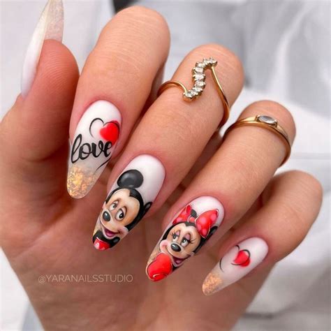 minnie mouse toe nails|Embrace Childhood with 30 Minnie Mouse Nail。